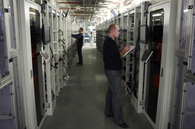 Dell_EMFP_hires_03